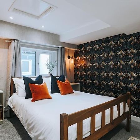 The Lighthouse, Boutique Apartment In The Town Centre - Starlink Wi-Fi Тависток Екстериор снимка